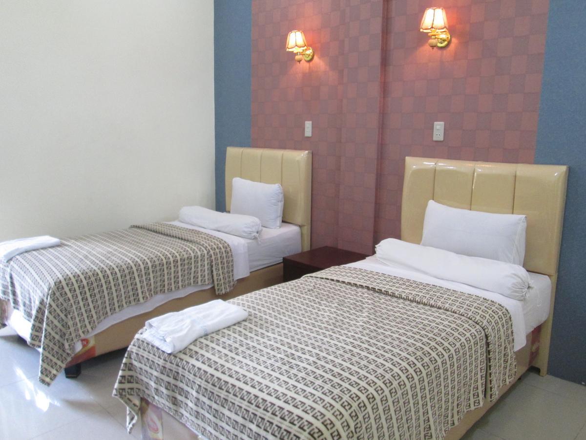 Permata Land Hotel & Resort Rantauprapat Habitación foto