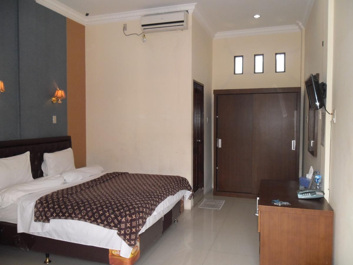 Permata Land Hotel & Resort Rantauprapat Habitación foto