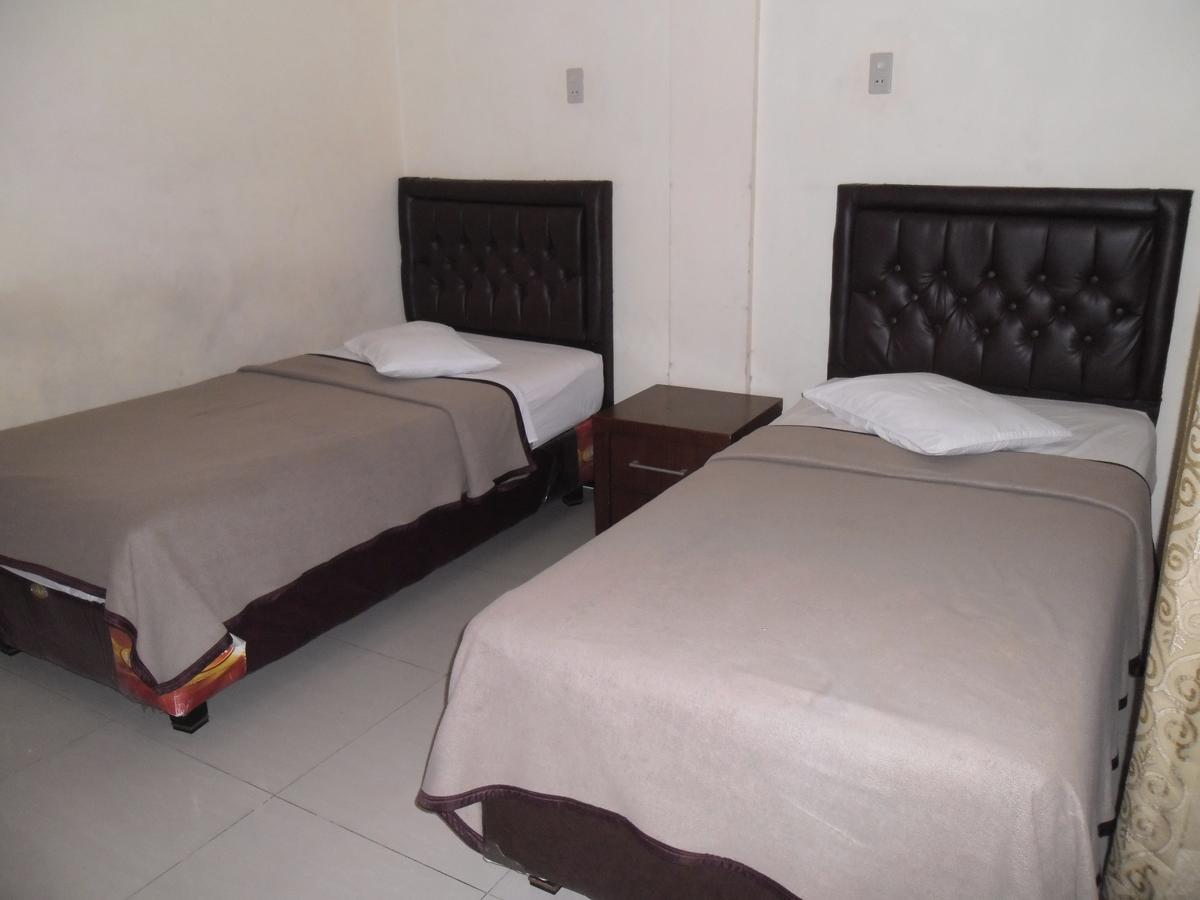 Permata Land Hotel & Resort Rantauprapat Habitación foto