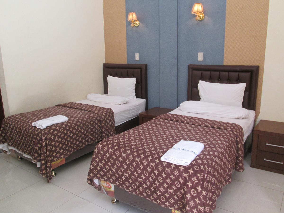 Permata Land Hotel & Resort Rantauprapat Habitación foto